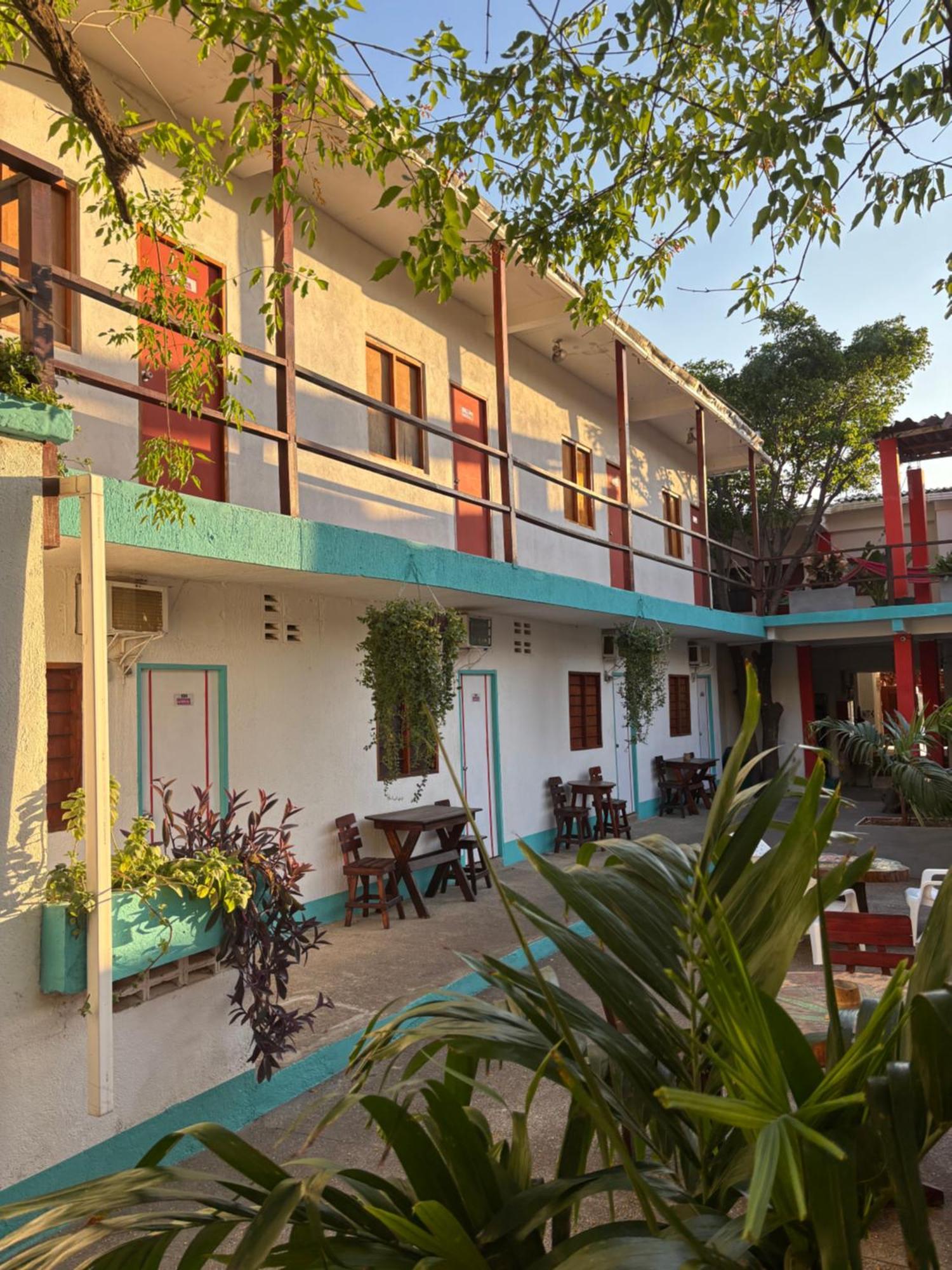 Sierraventura Hostel Taganga Exteriör bild